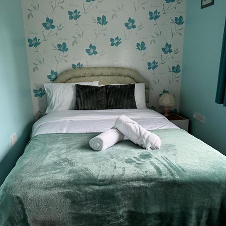 Huntingdon Walk To Town Centre, Cosy, Free Parking Villa Eksteriør bilde
