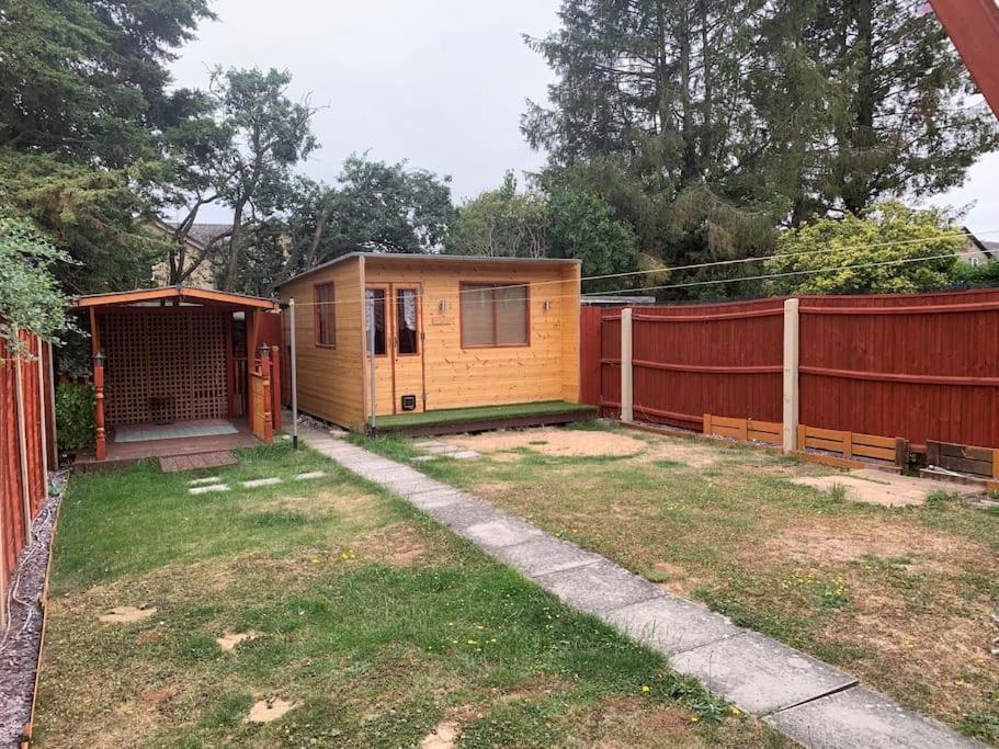 Huntingdon Walk To Town Centre, Cosy, Free Parking Villa Eksteriør bilde